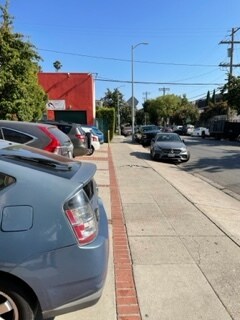 Foto del edificio - 1278 N Van Ness Ave