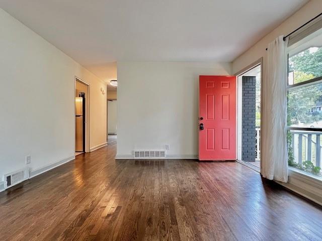 Building Photo - 2863 Catalina Dr