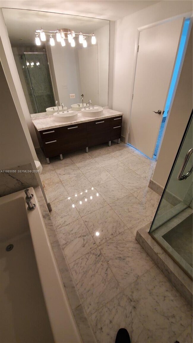 Foto del edificio - 253 NE 2nd St