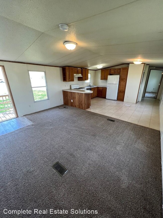 Building Photo - 3 br, 2 bath House - 606 Janice