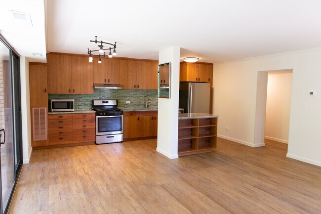 Island with shelving, drawers - 511 1st St N