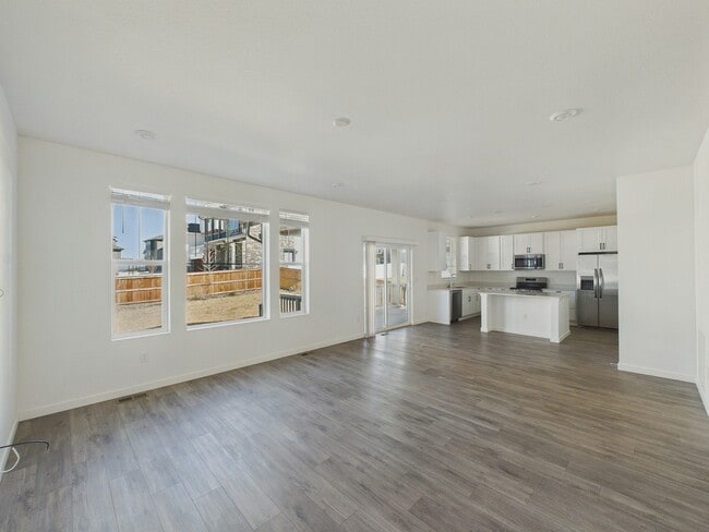 Foto del edificio - 24485 E Atlantic Dr