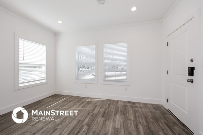 Foto del edificio - 1605 Daniel St