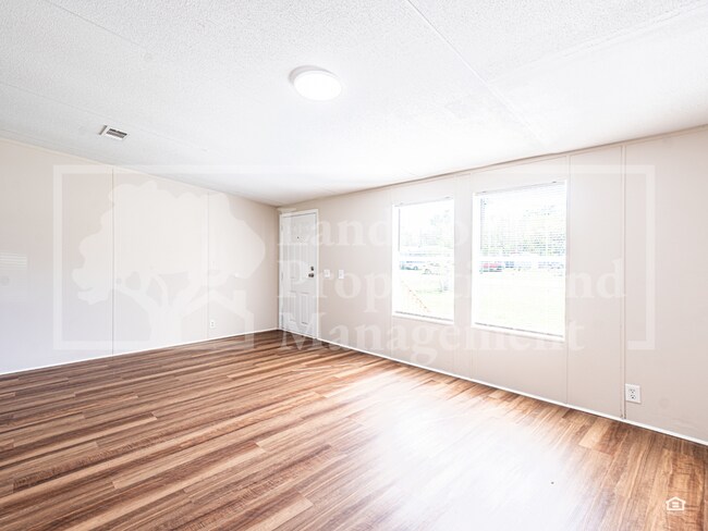 Foto del edificio - 5115 Rock Dove Loop