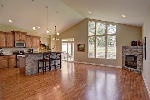 Building Photo - Colbert Pea House