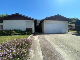 Building Photo - 1884 Southwood Dr