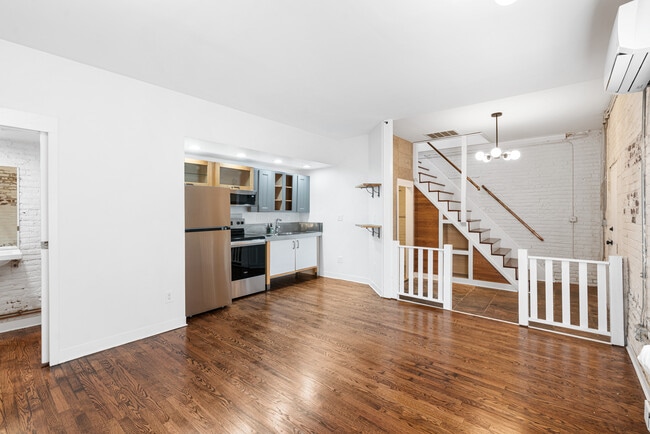 Foto del edificio - 116 Turner St