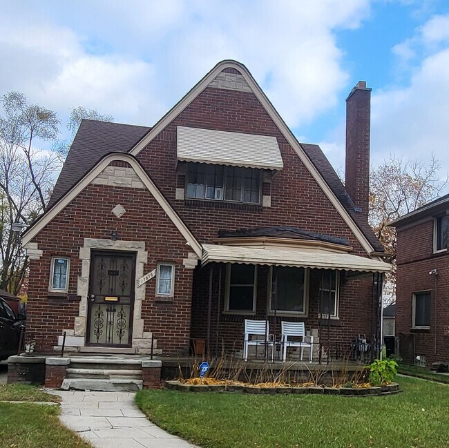 Foto del edificio - 17376 Littlefield St