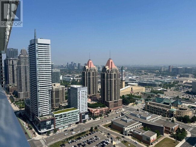 Building Photo - 3900-3900 Confederation Pkwy