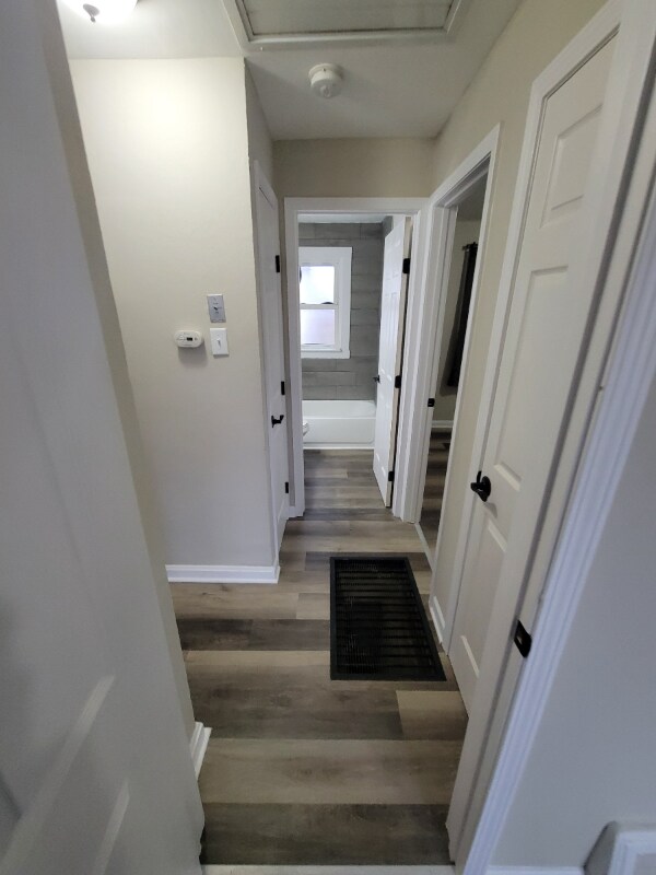 Foto del edificio - 8106 Airport Rd