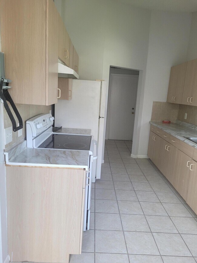 Foto del edificio - 1167 Sunset Rd