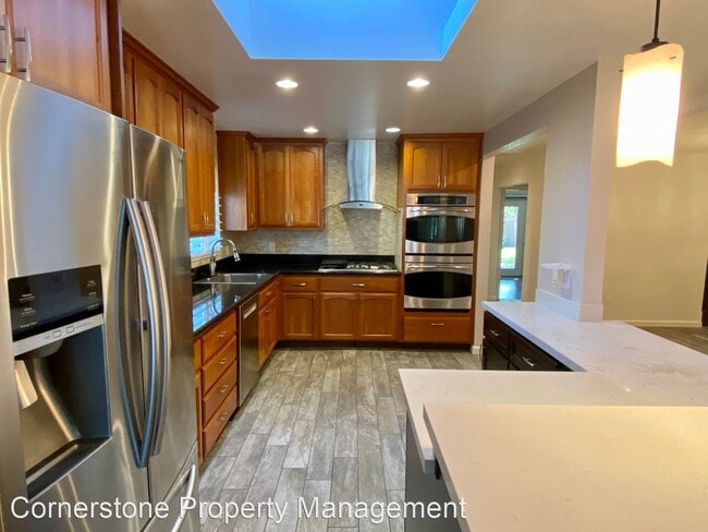 Building Photo - 3 br, 2 bath House - 1204 Fewtrell Dr