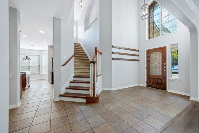Foto del edificio - 4 bedroom 2.5 bathroom located in Enclave ...