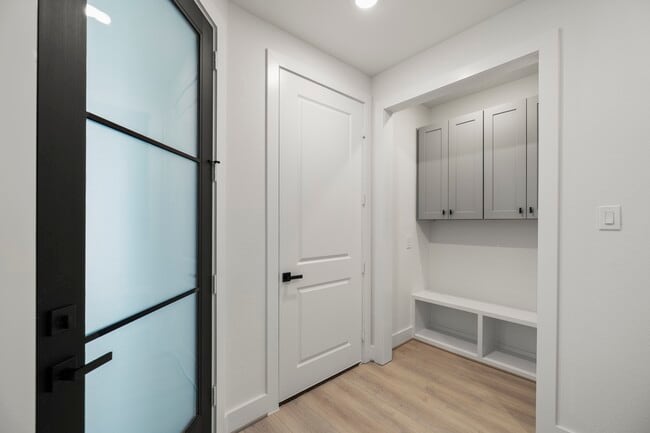 Foto del edificio - 6326 Del Rio St