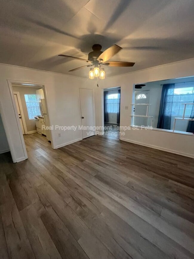 Building Photo - 6900 Miami St