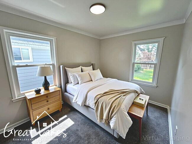 Foto del edificio - Stunning 3 Bedroom 1 Bathroom now availabl...