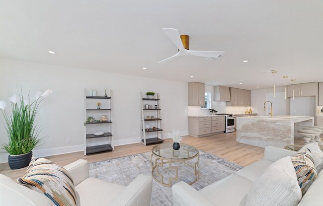 Foto del edificio - 1830 Locksford St