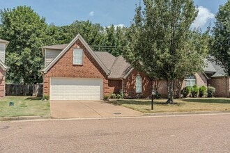 Building Photo - 9716 Tucker Creek Cove
