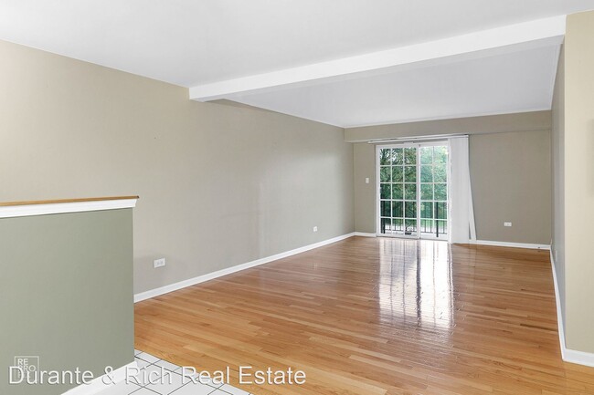 Foto del edificio - 2 br, 1 bath House - 1633 N Windsor Unit 315