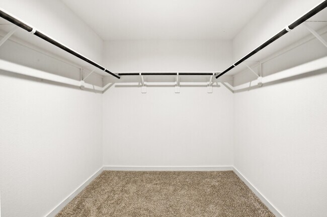 Building Photo - 30615 Skye Villa Ln