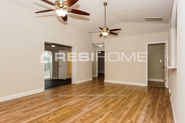 Building Photo - 6344 Bamboo Avenue