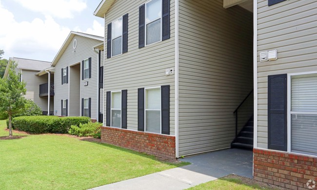 Building Photo - Wellington Manor Apartments