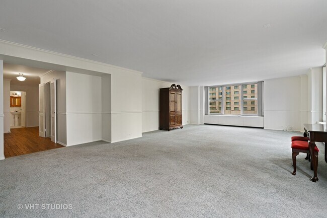 Building Photo - 777 N Michigan Ave