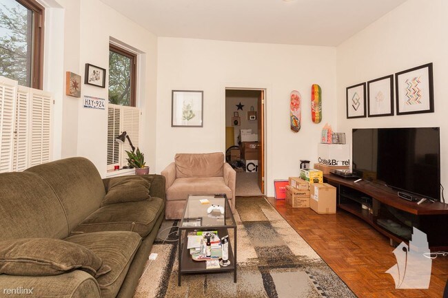 Foto del edificio - 746 W California Terrace