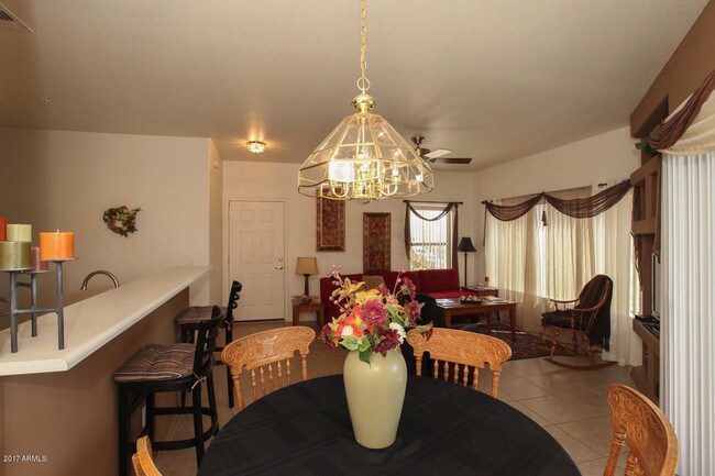 Building Photo - 16616 E Gunsight Dr