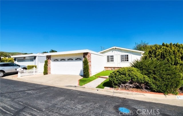 Building Photo - 5750 Westfield St