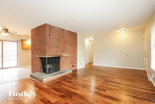 Building Photo - 1430 W Park Ave