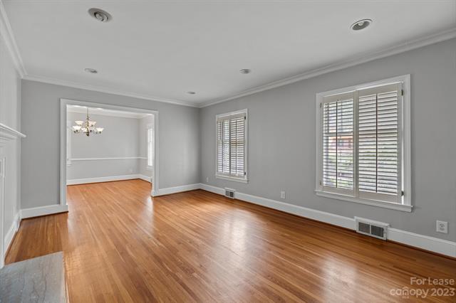 Building Photo - 4400 Woodlark Ln