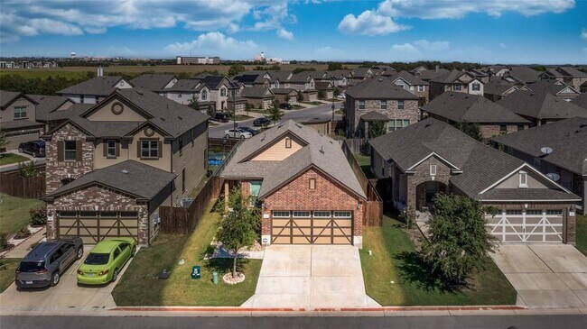 Foto del edificio - 3451 Mayfield Ranch Blvd
