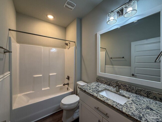 Foto del edificio - 1006 N D St