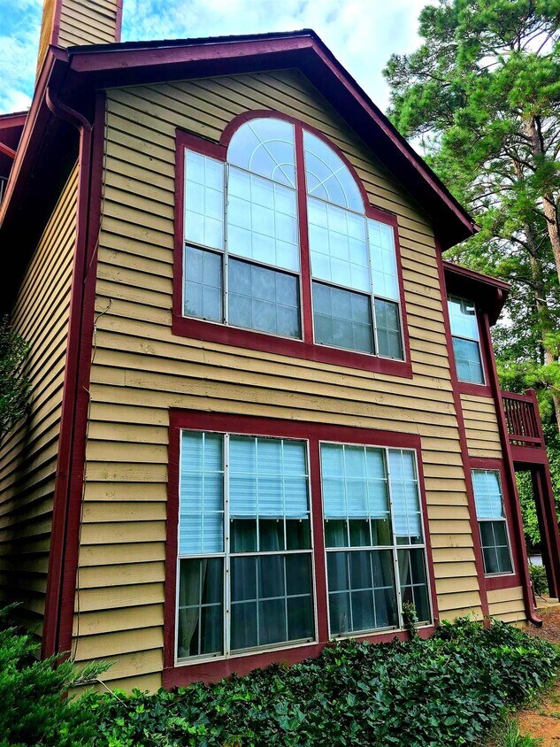 Primary Photo - 219 St Andrews Ct