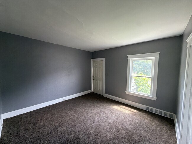 Foto del edificio - 3552 E 138th St