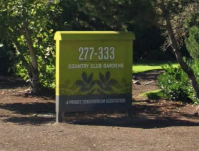 Foto del edificio - Great 2 Bedroom, 1-Bath Condo Near Eugene Country Club!