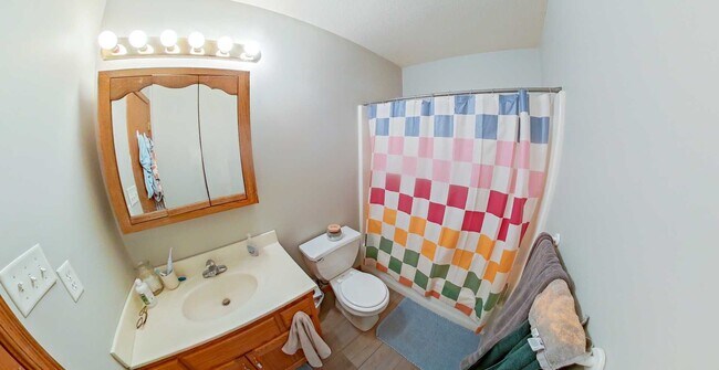 Building Photo - Pet Friendly + Washer & Dryer Included + Off-Street Parking! Available August 1st!