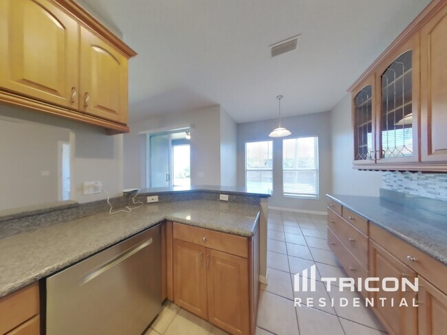 Foto del edificio - 24409 Breezy Oak Ct