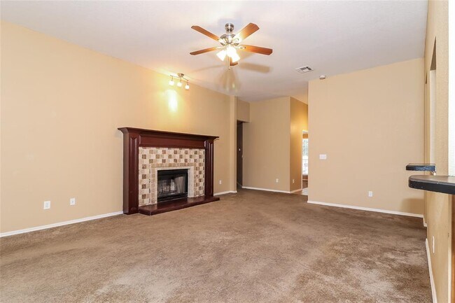 Foto del edificio - 509 SW 158th Terrace