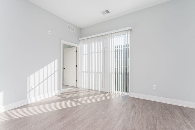 Interior Photo - The Frisbie