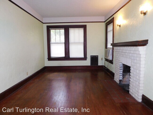 Building Photo - 302-304 NW 14th Ave
