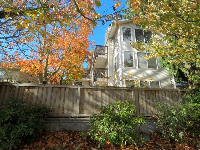 Foto del edificio - Apartment  in West Seattle