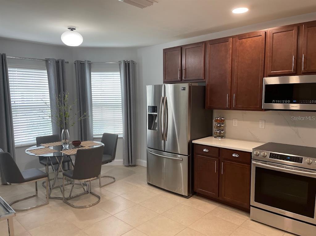 Foto principal - 690 Hadley Pl E