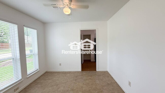 Foto del edificio - 12463 Windy Wisp Ln