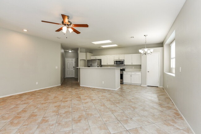 Building Photo - 7636 Adornment Ct