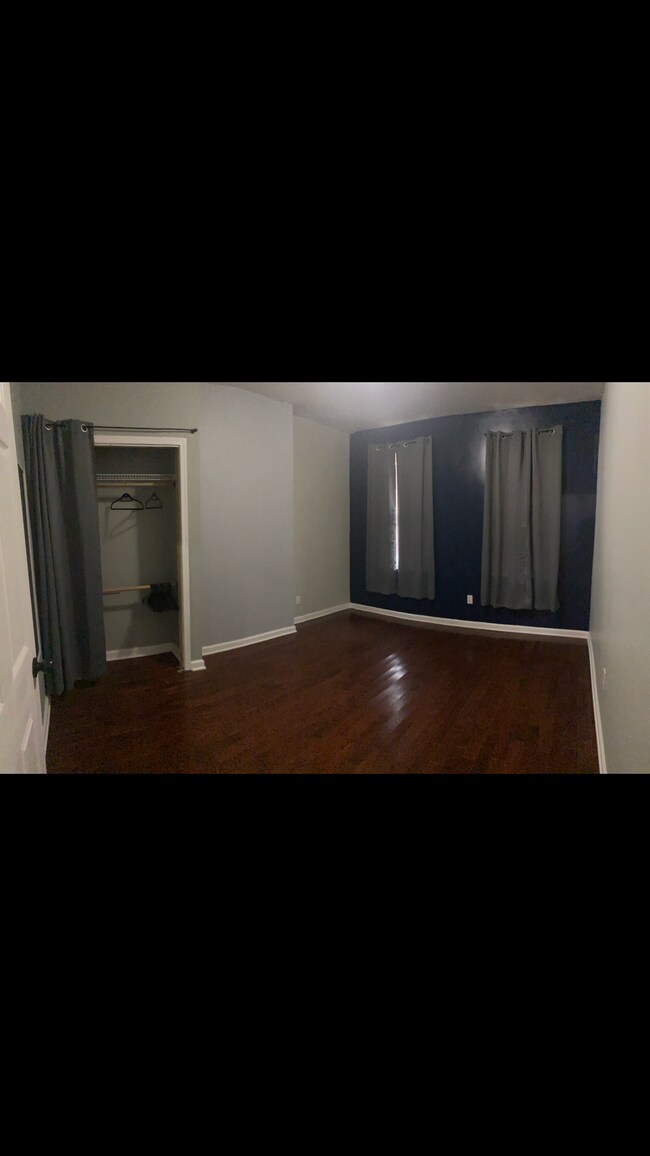 Foto del edificio - 4030 Poplar St