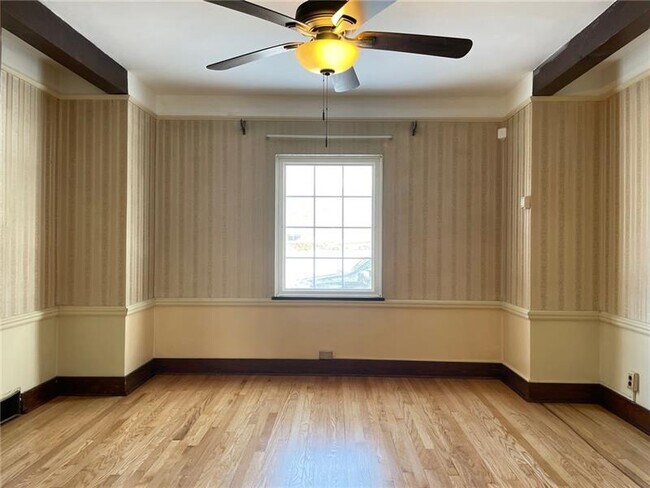 Building Photo - 207 Elizabeth St