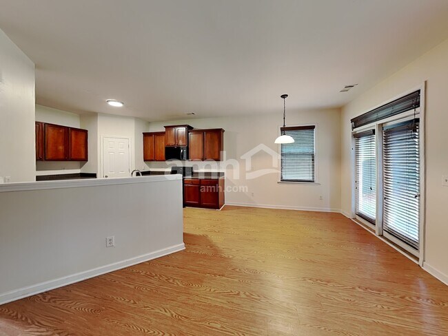 Foto del edificio - 6486 Stonelake Pl SW