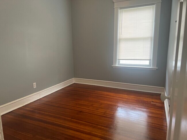 Foto del edificio - 208 N Waller Ave